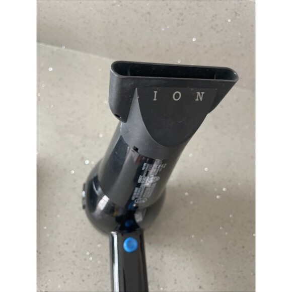 FHI Heat Technique Nano Weight Pro Tech Dryer 1500 Watts Hair Blow Dryer Black - Picture 6 of 7